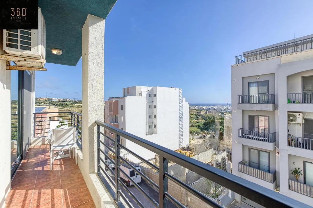 Beautiful & Modern 2Br Apartment In San Gwann By 360 Estates
