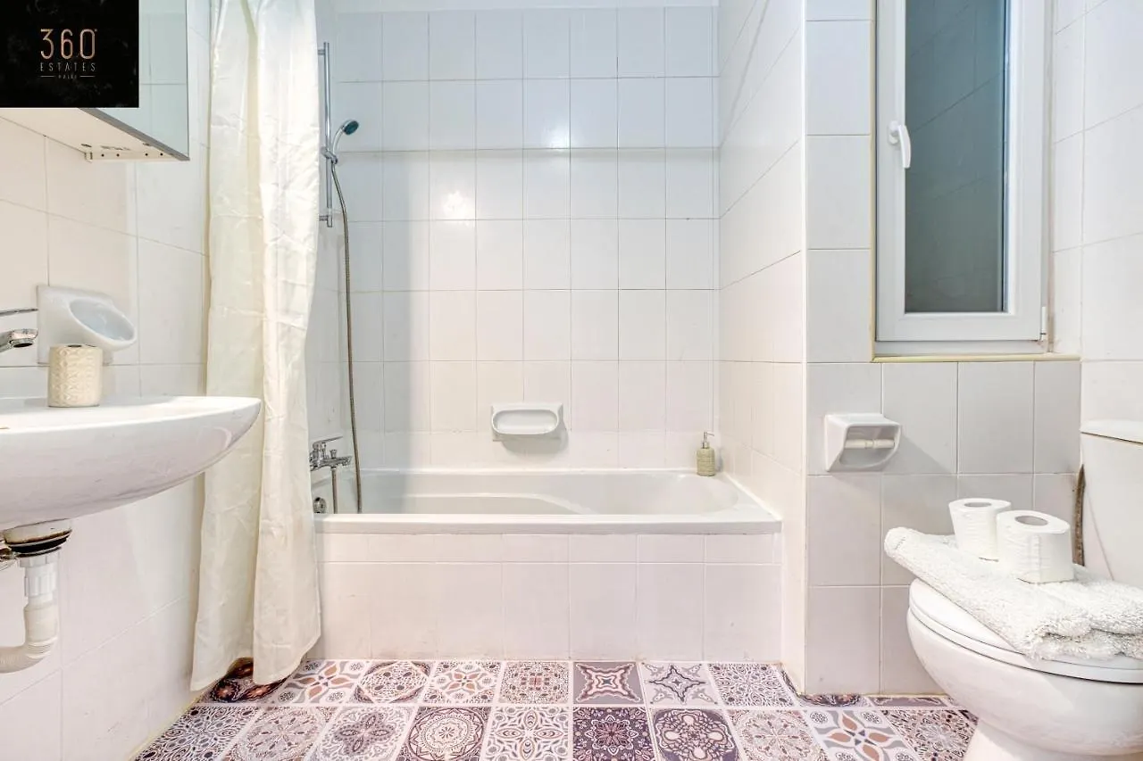 Beautiful & Modern 2Br Apartment In San Gwann By 360 Estates