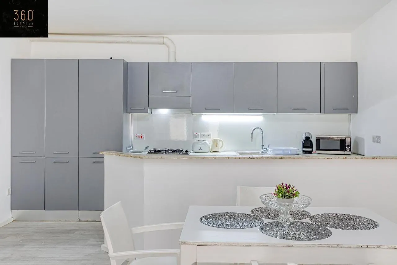 Beautiful & Modern 2Br Apartment In San Gwann By 360 Estates